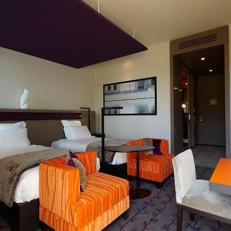 Hotel Chateau De Mery Ruang foto