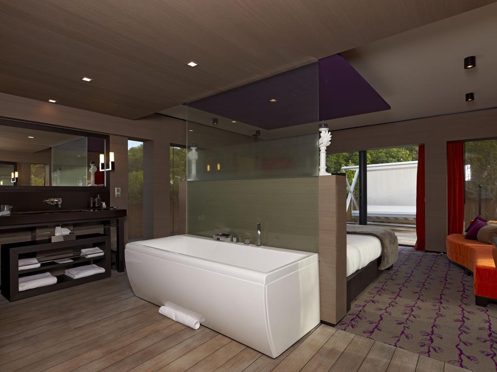 Hotel Chateau De Mery Ruang foto