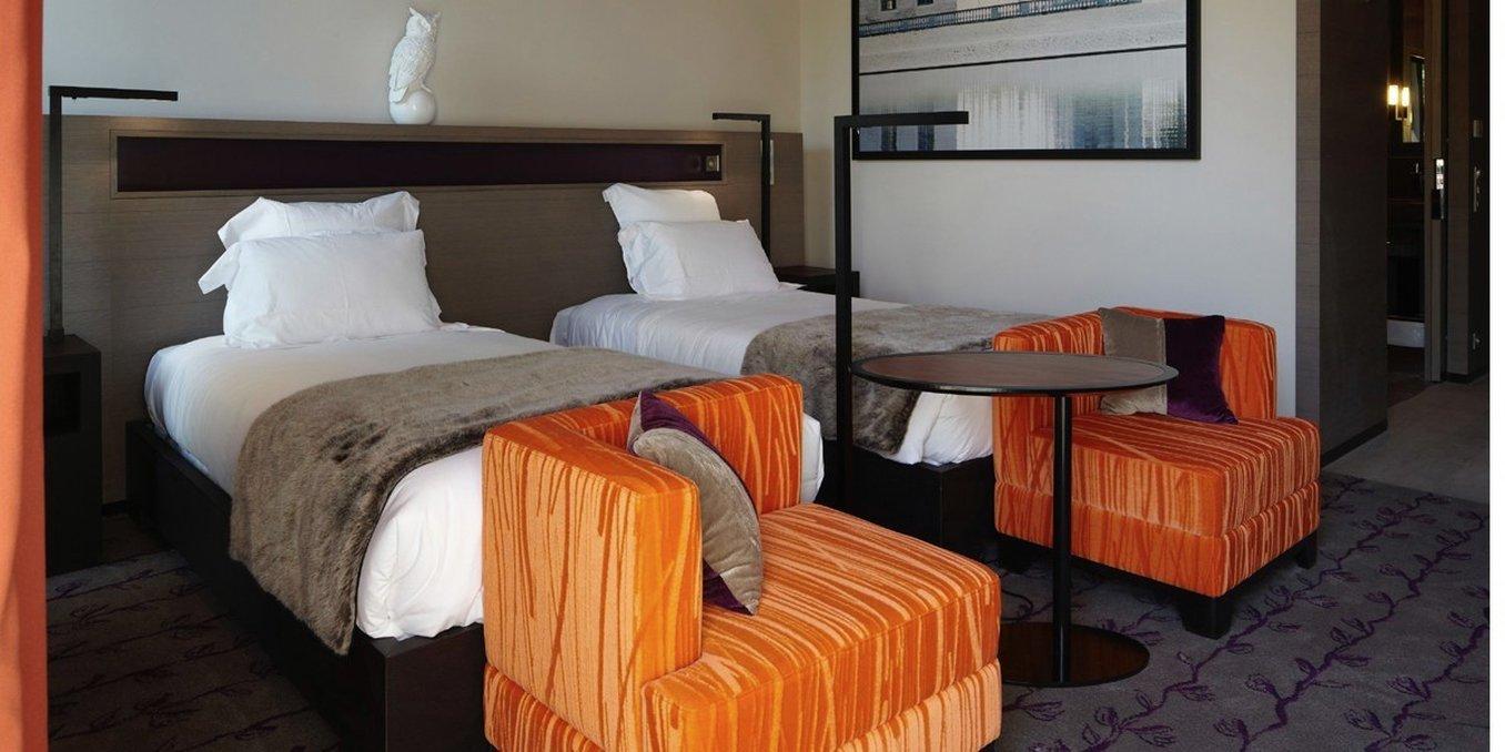 Hotel Chateau De Mery Bagian luar foto